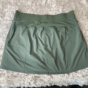 Coolibar Army Green Skort Athleisure UPF 50 Pickleball Sz Large